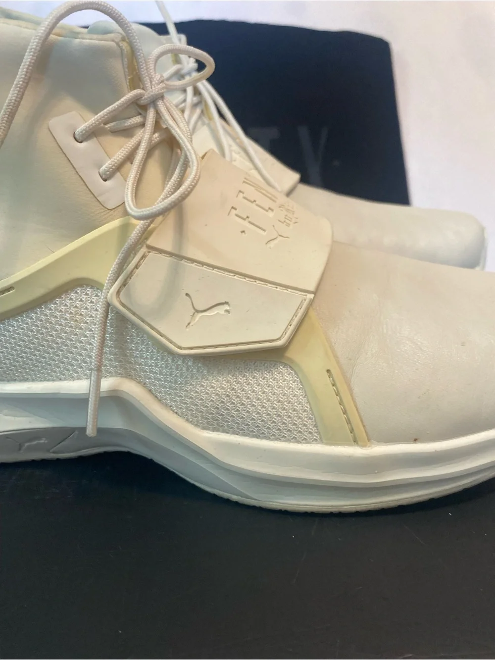 Fenty X Puma Wmns Trainer High Whisper White Leather Rare Size 10 w/box & Bag